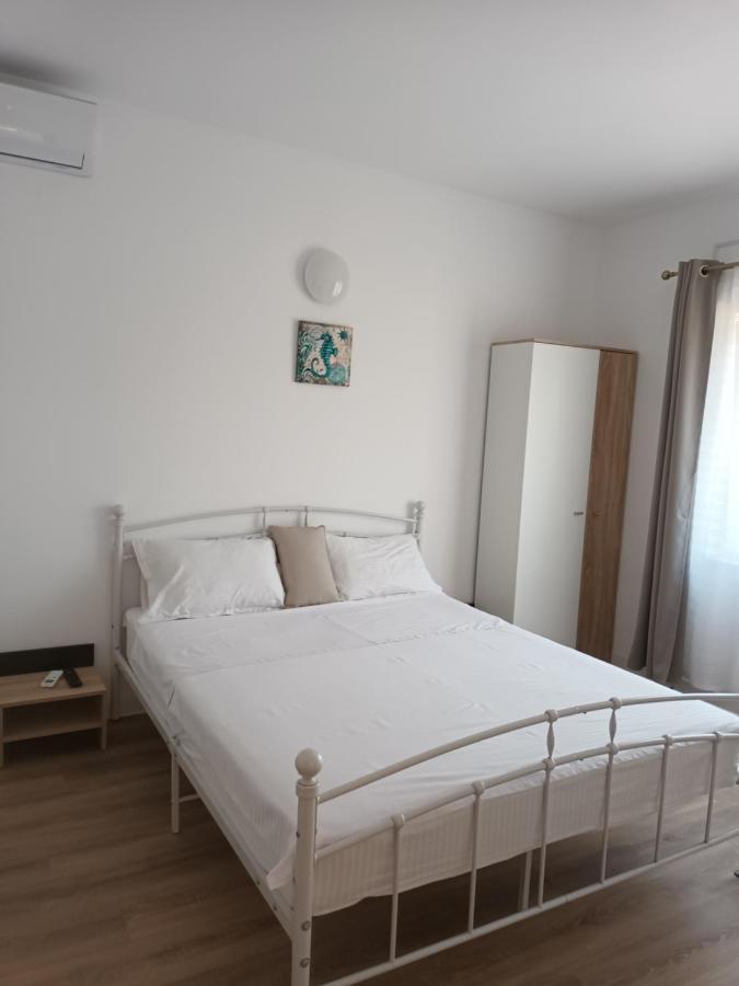Vila Cosmin Hotel Észak-Eforie Kültér fotó